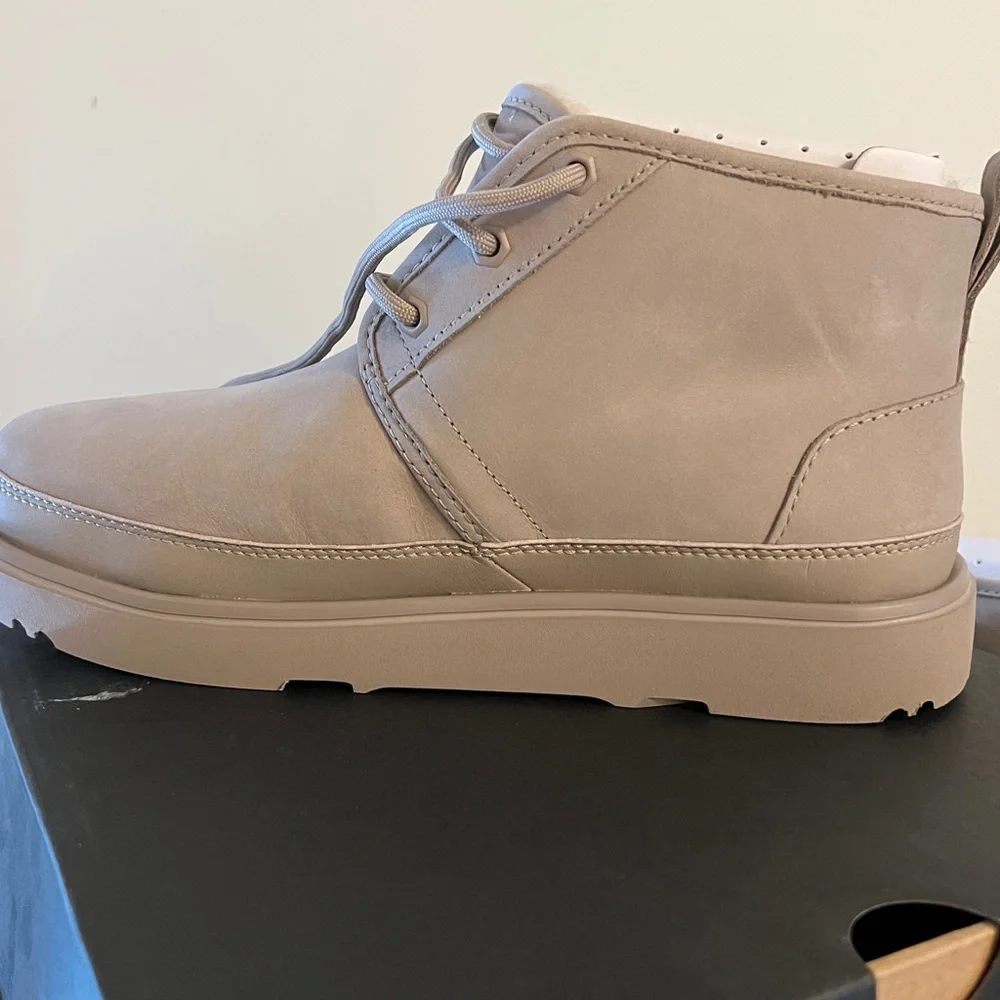 UGG Men's Chukka Boots Taupe